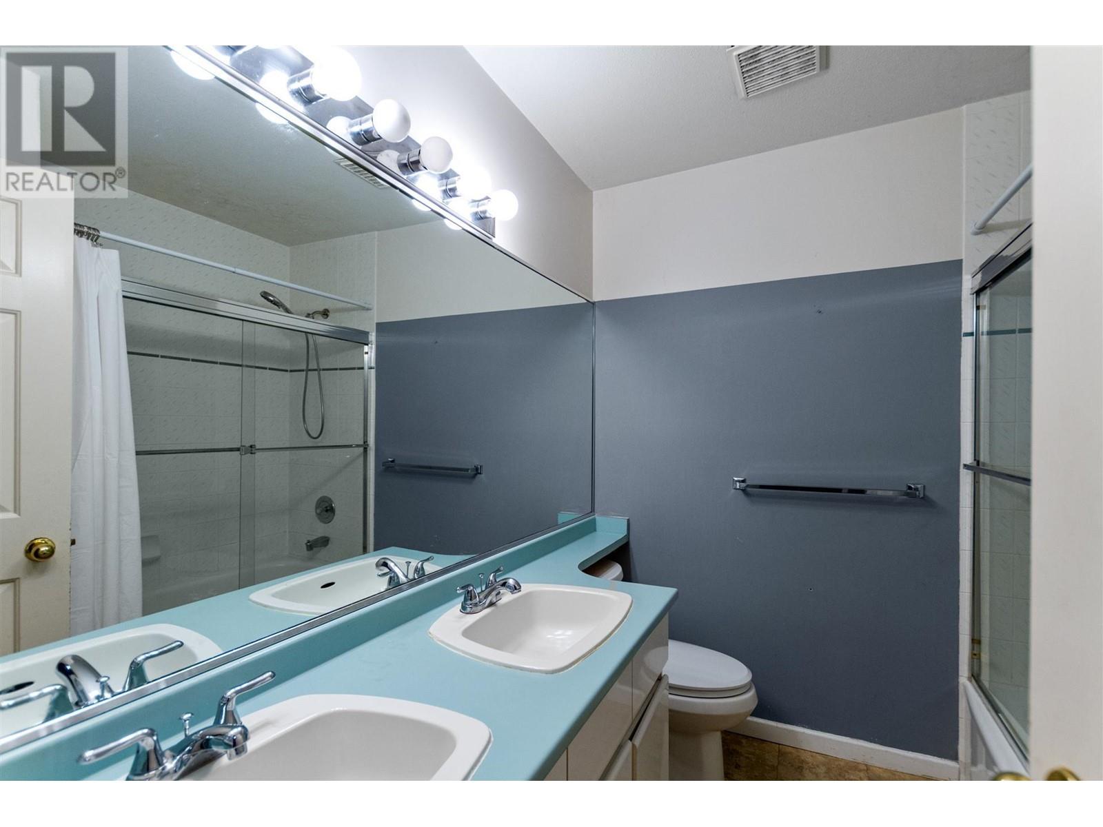 2976 Christina Place Property Photo 28