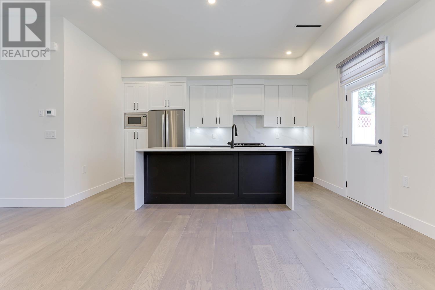 102 235 Lebleu Street Property Photo 5