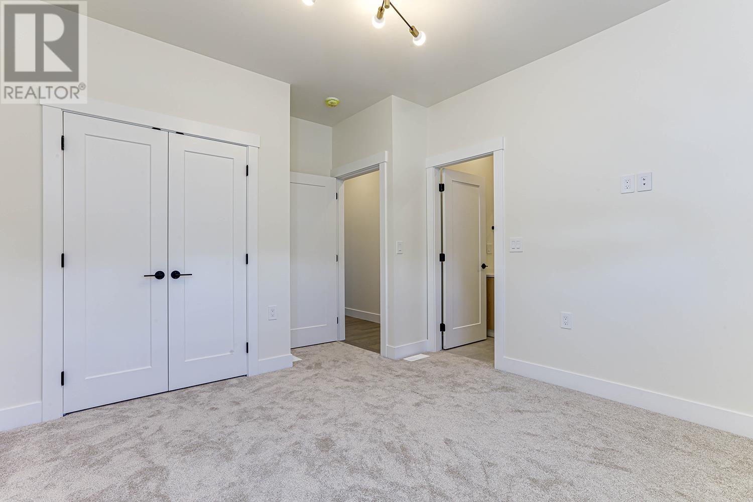 102 235 Lebleu Street Property Photo 12