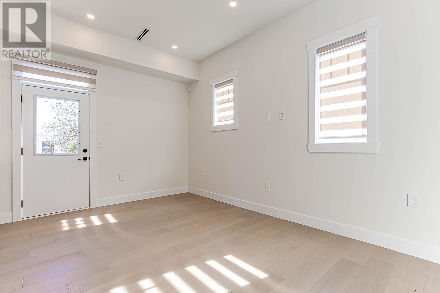 101 235 Lebleu Street Property Photo 6