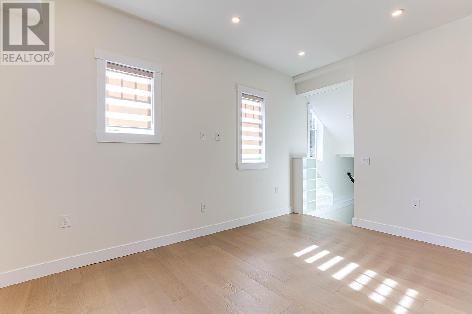 101 235 Lebleu Street Property Photo 11