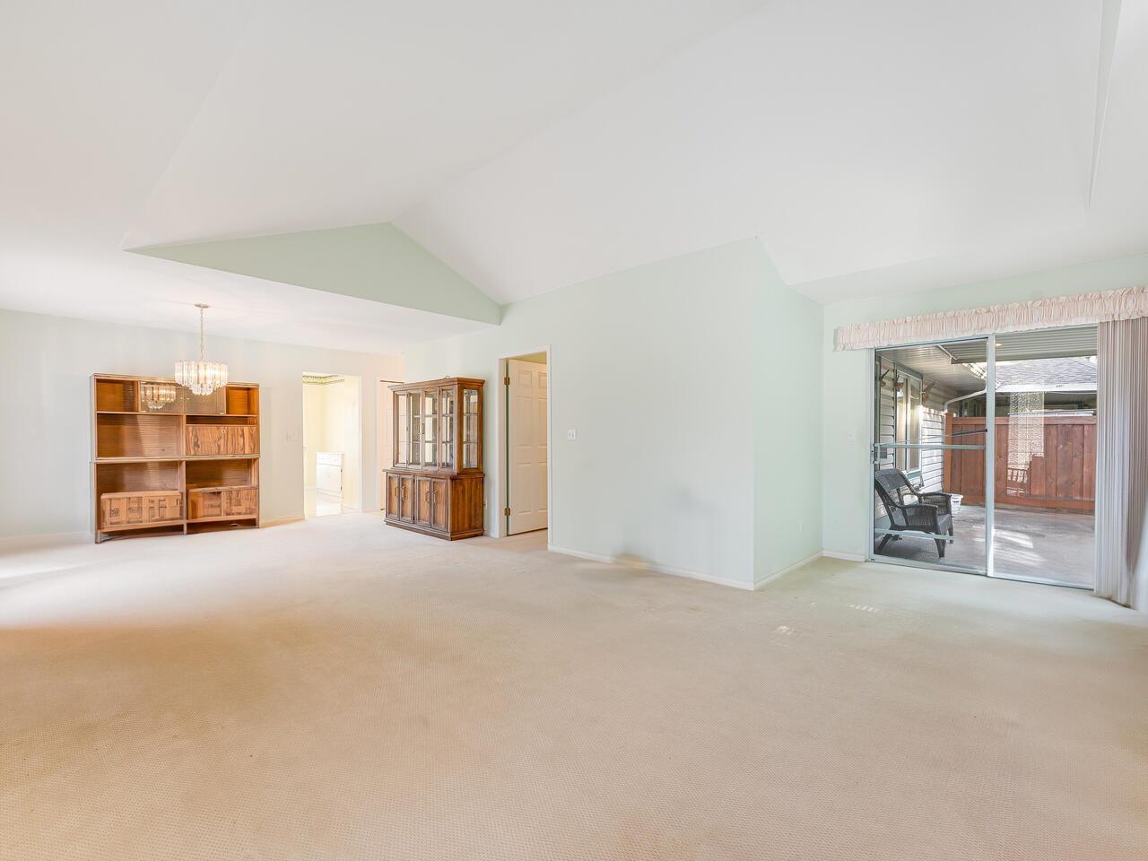 125 10172 141 Street Property Photo 6