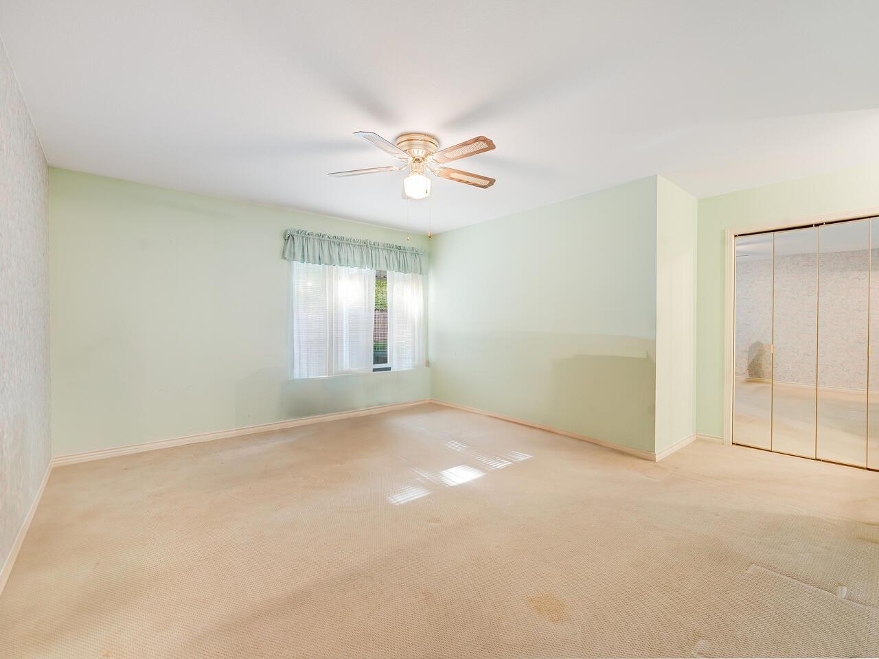 125 10172 141 Street Property Photo 7