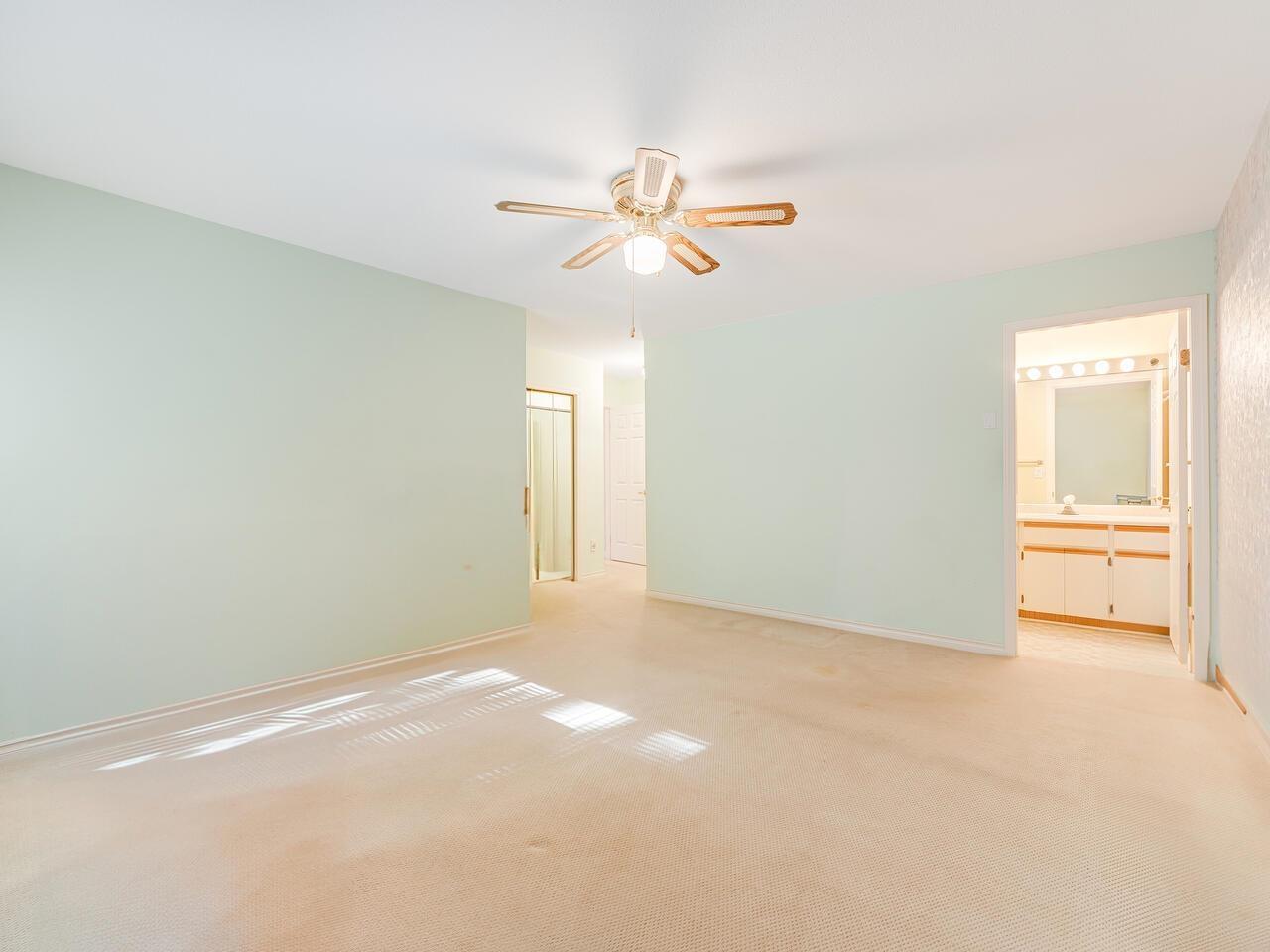 125 10172 141 Street Property Photo 8