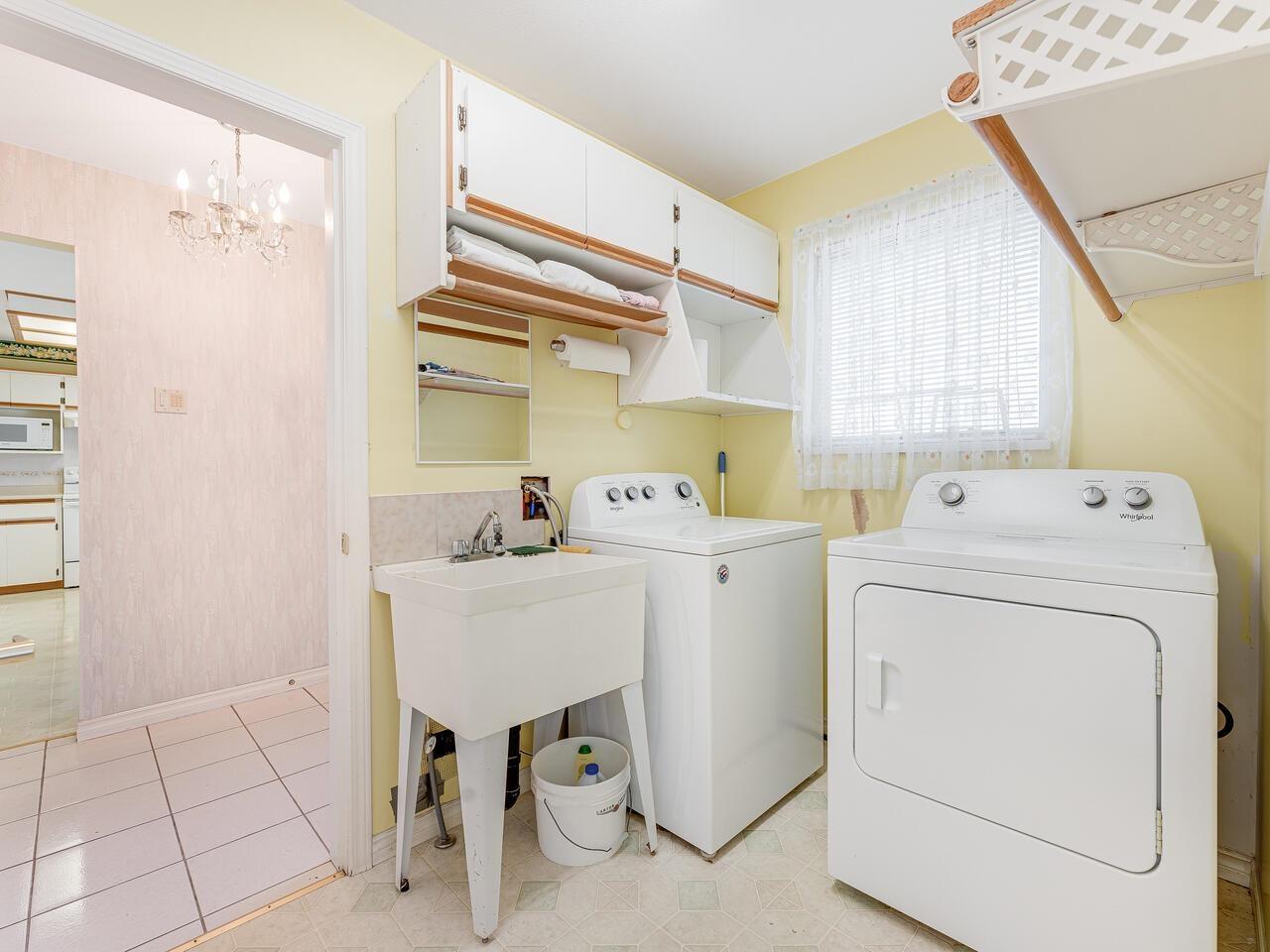 125 10172 141 Street Property Photo 12