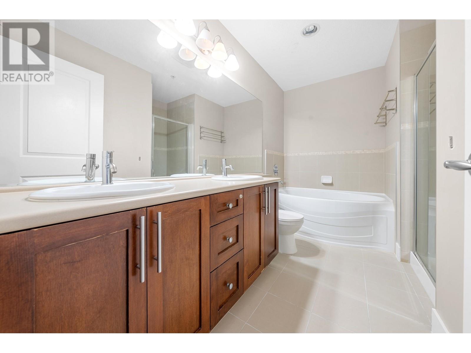 215 2250 Wesbrook Mall Property Photo 31