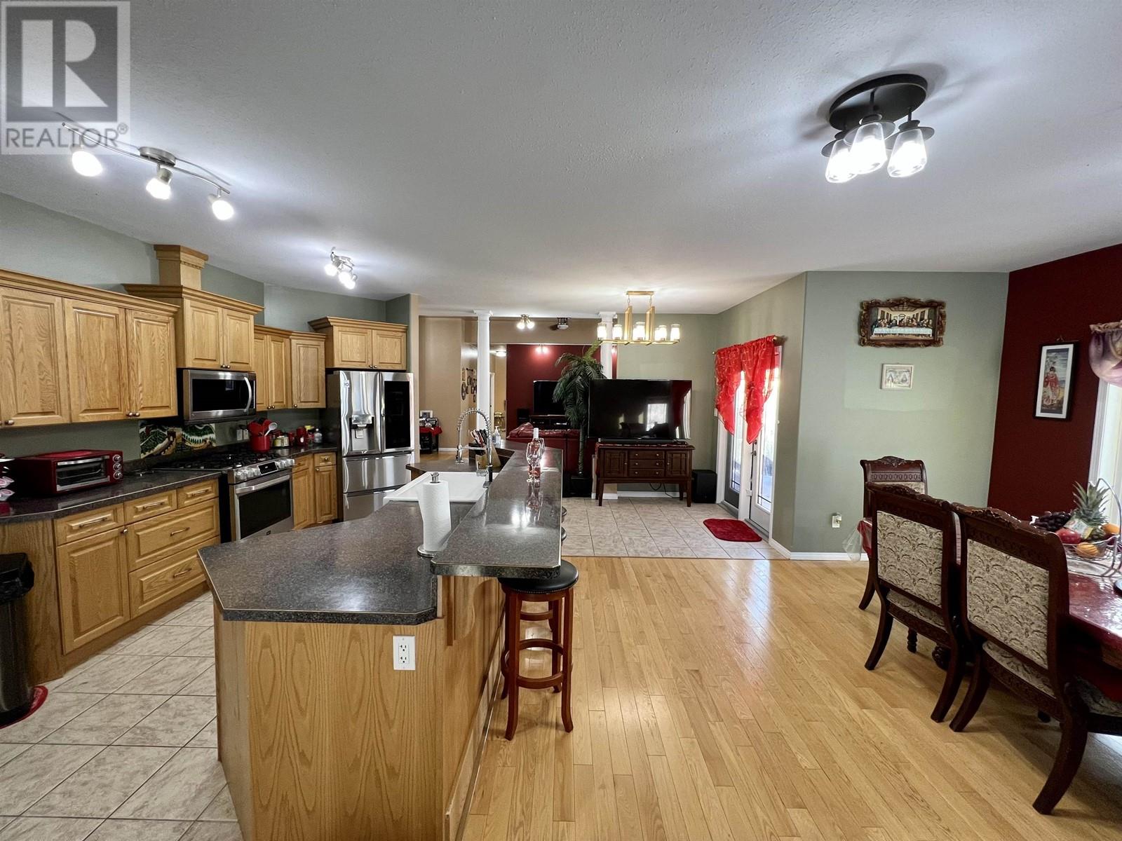 2 6550 Old Alaska Highway Property Photo 20