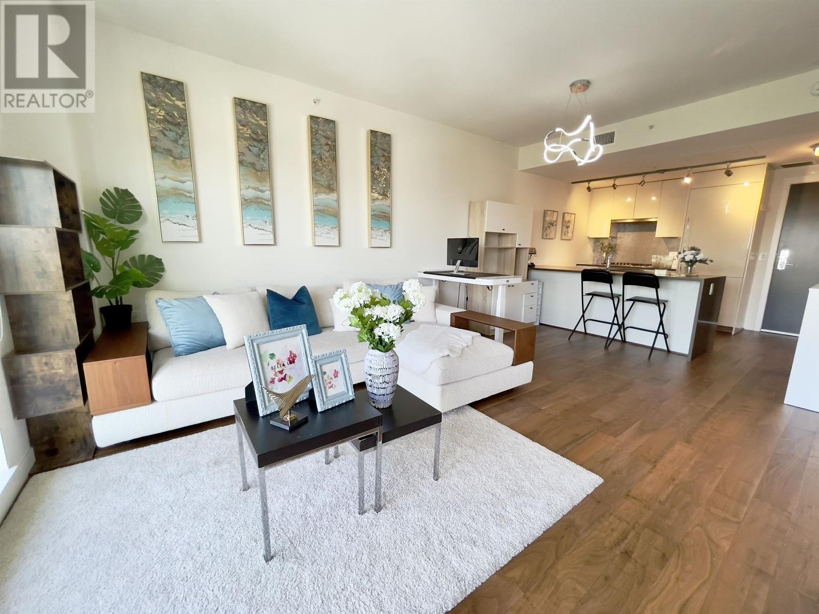 601 4189 Cambie Street Property Photo 1