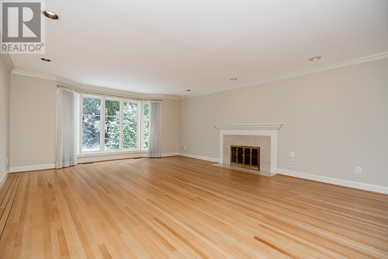 6455 VINE STREET Property Photo 1