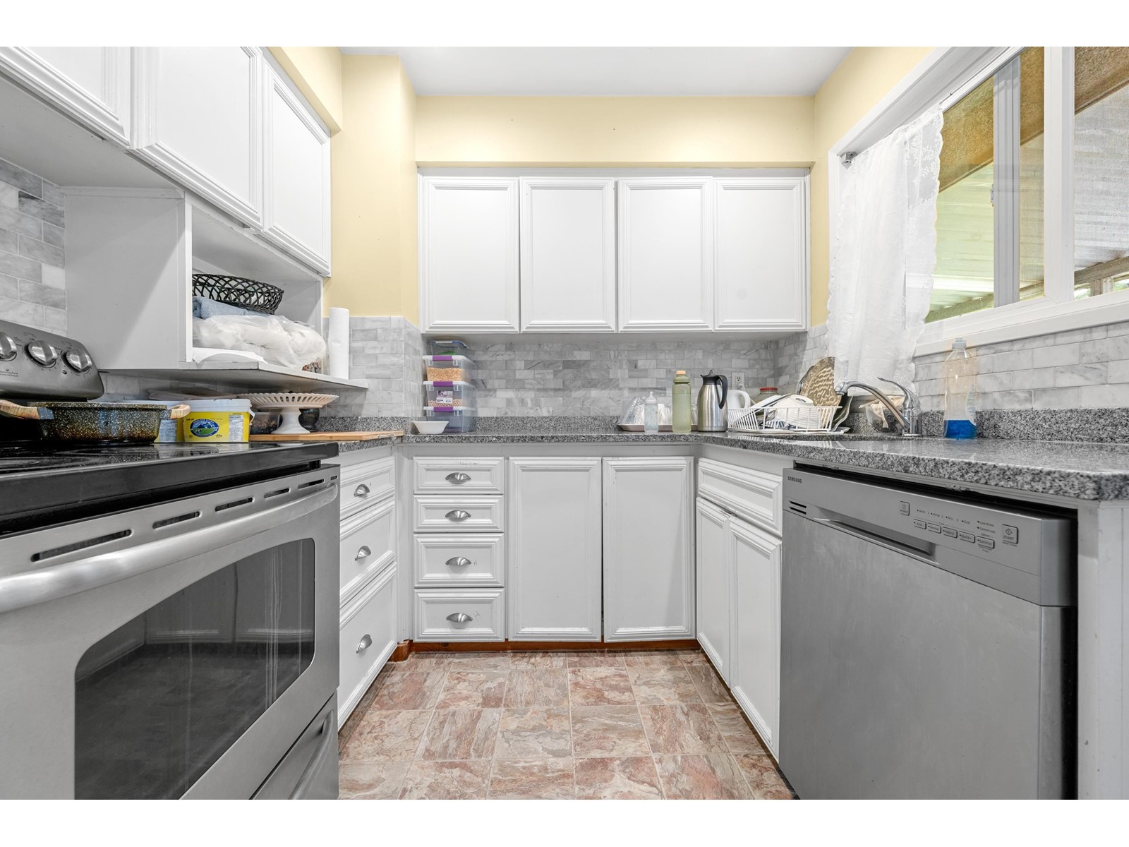 12500 99a Avenue Property Photo 7