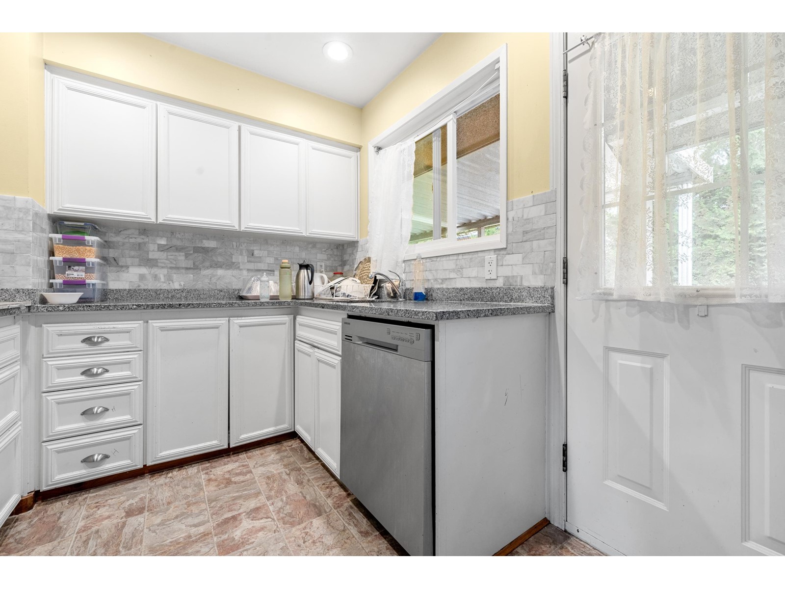 12500 99a Avenue Property Photo 11