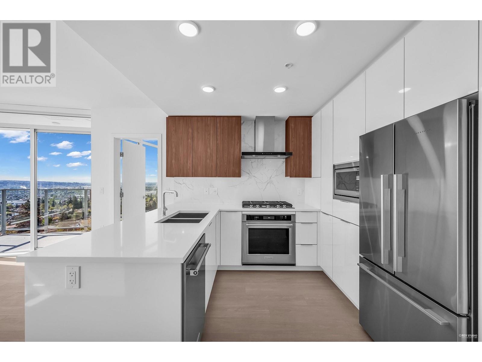 1506 7683 Park Crescent Property Photo 3