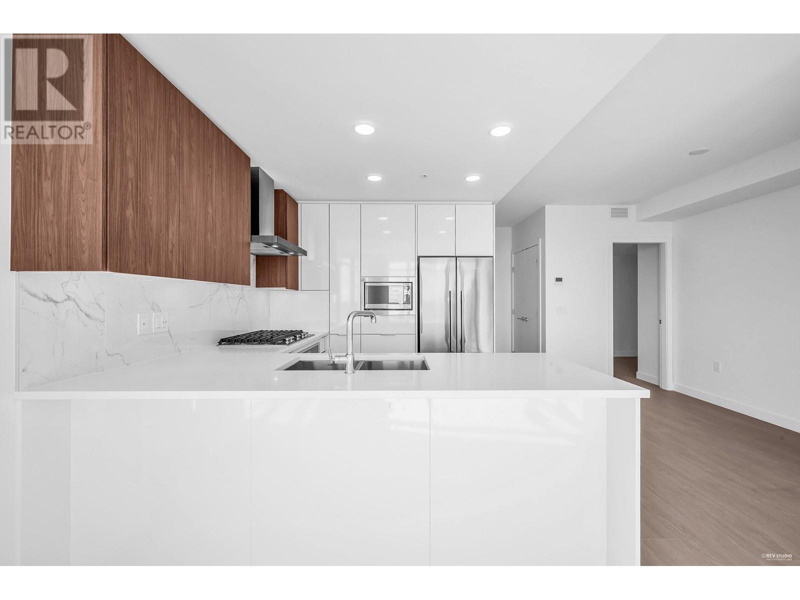1506 7683 Park Crescent Property Photo 6