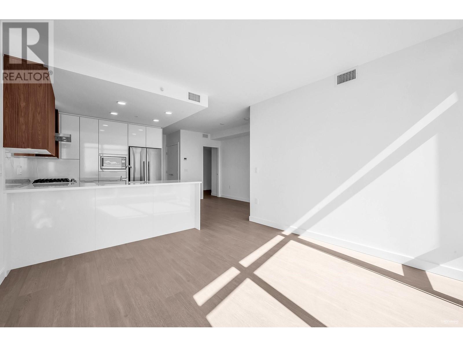 1506 7683 Park Crescent Property Photo 12