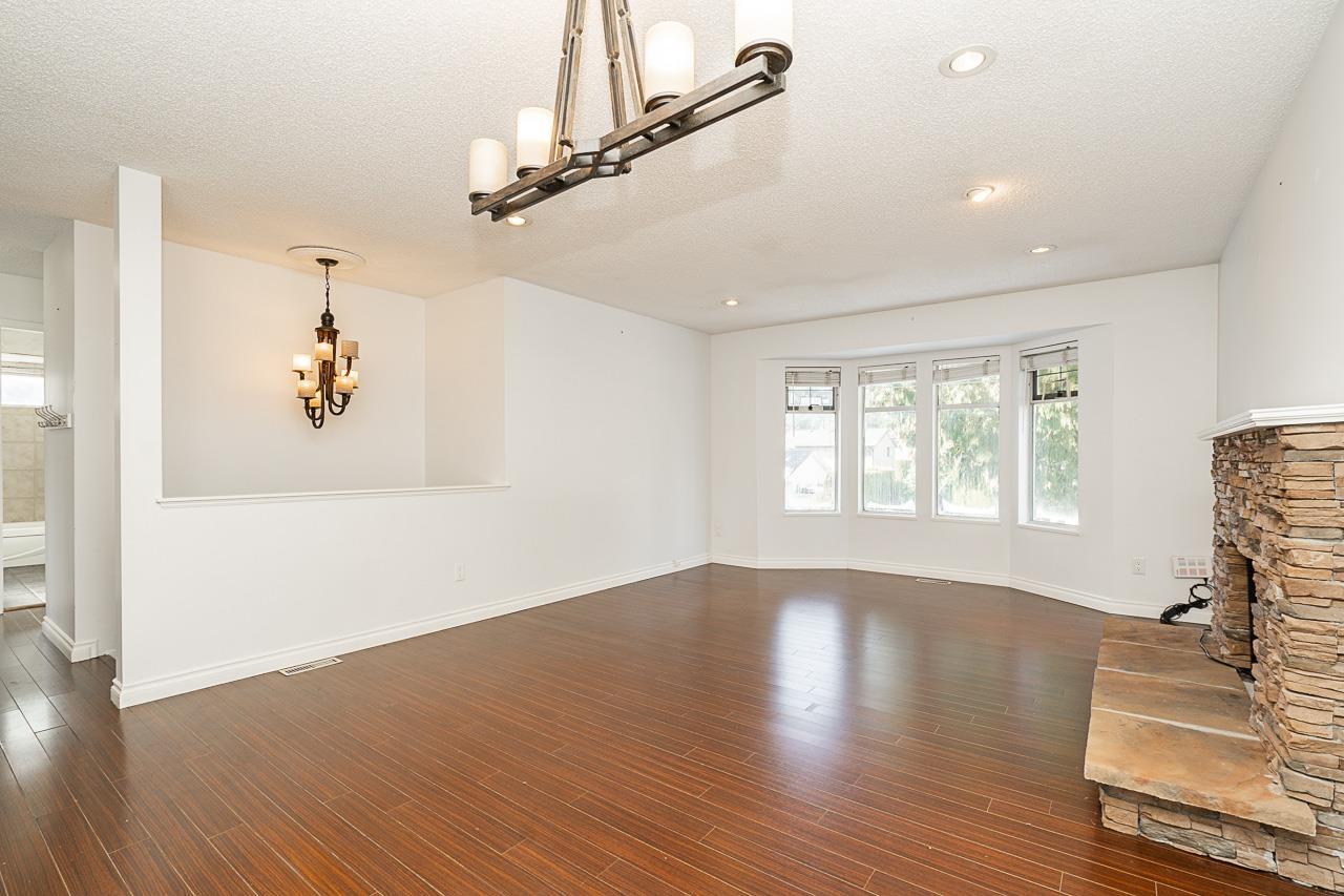 6416 Wade Road Property Photo 11