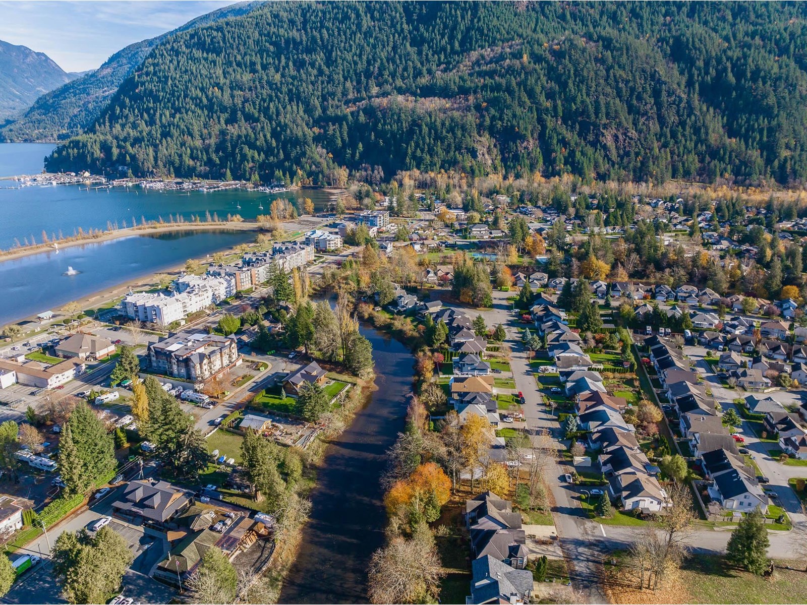 225 Miami River Drive, Harrison Hot Springs Property Photo 7