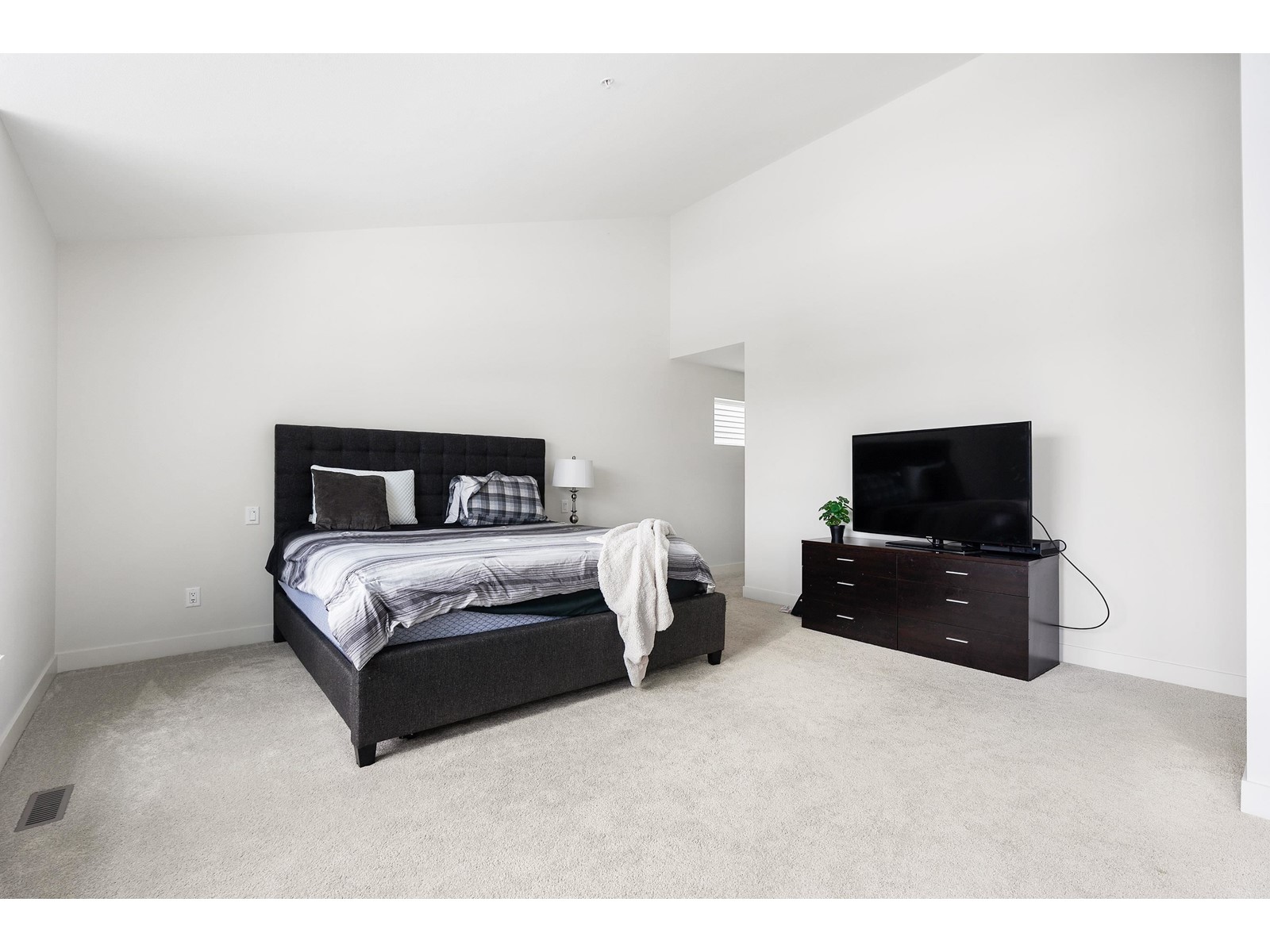 31577 Mccreath Place Property Photo 15