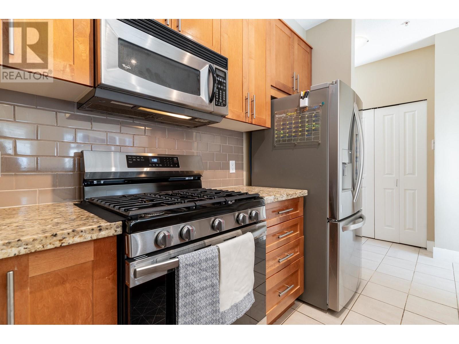 301 4885 Valley Drive Property Photo 8