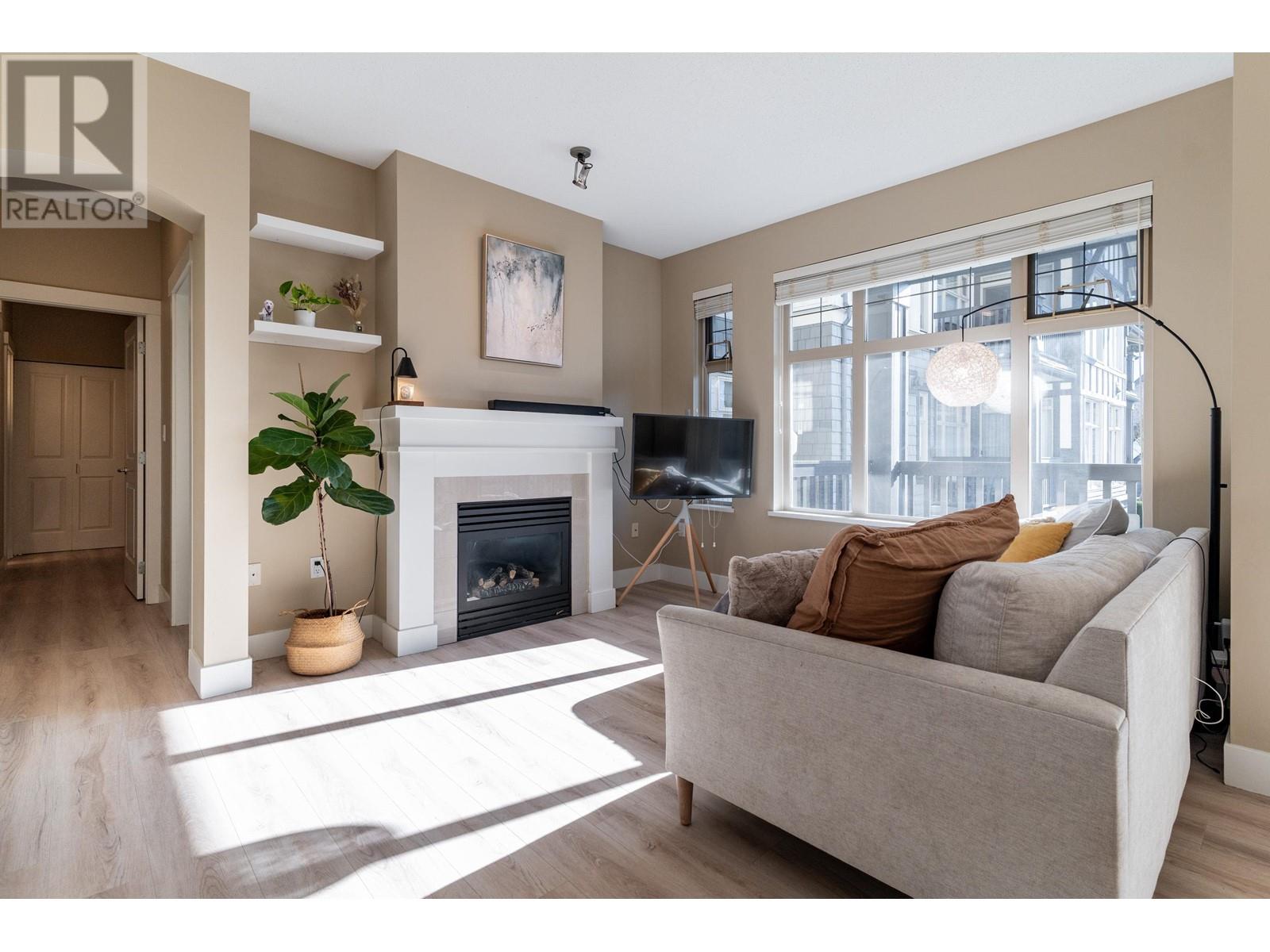 301 4885 Valley Drive Property Photo 11