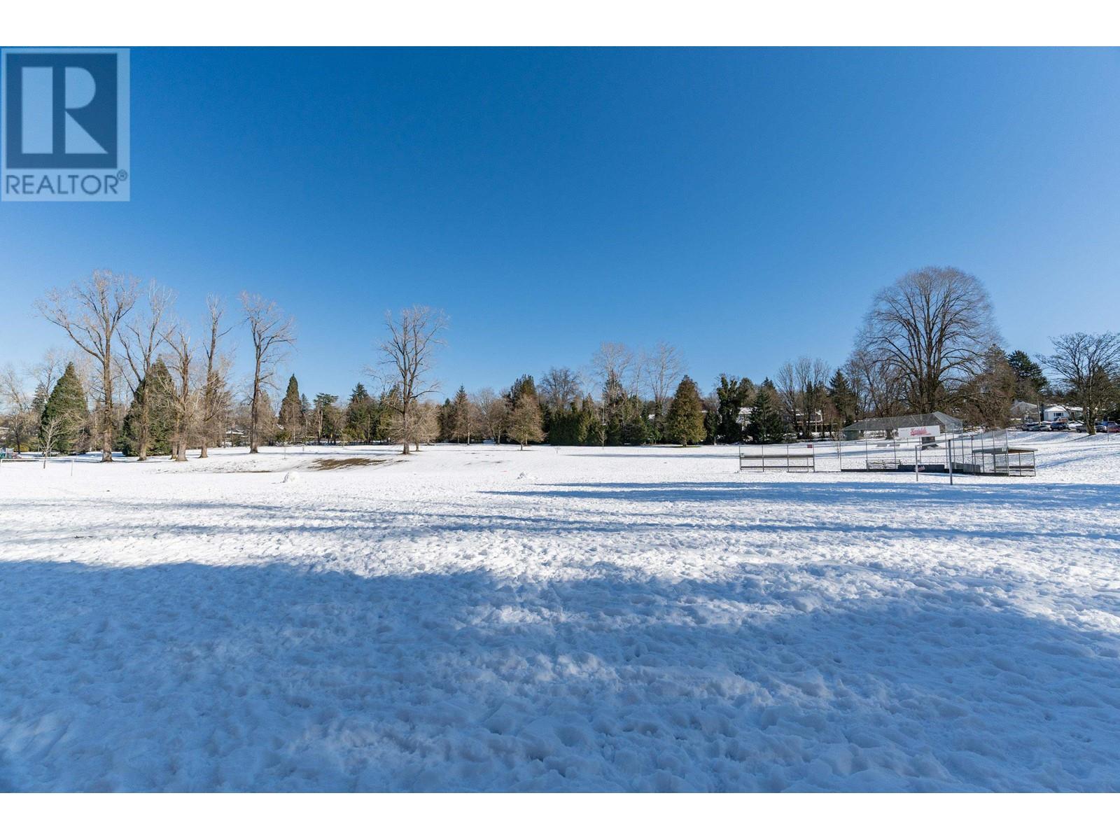 301 4885 Valley Drive Property Photo 36