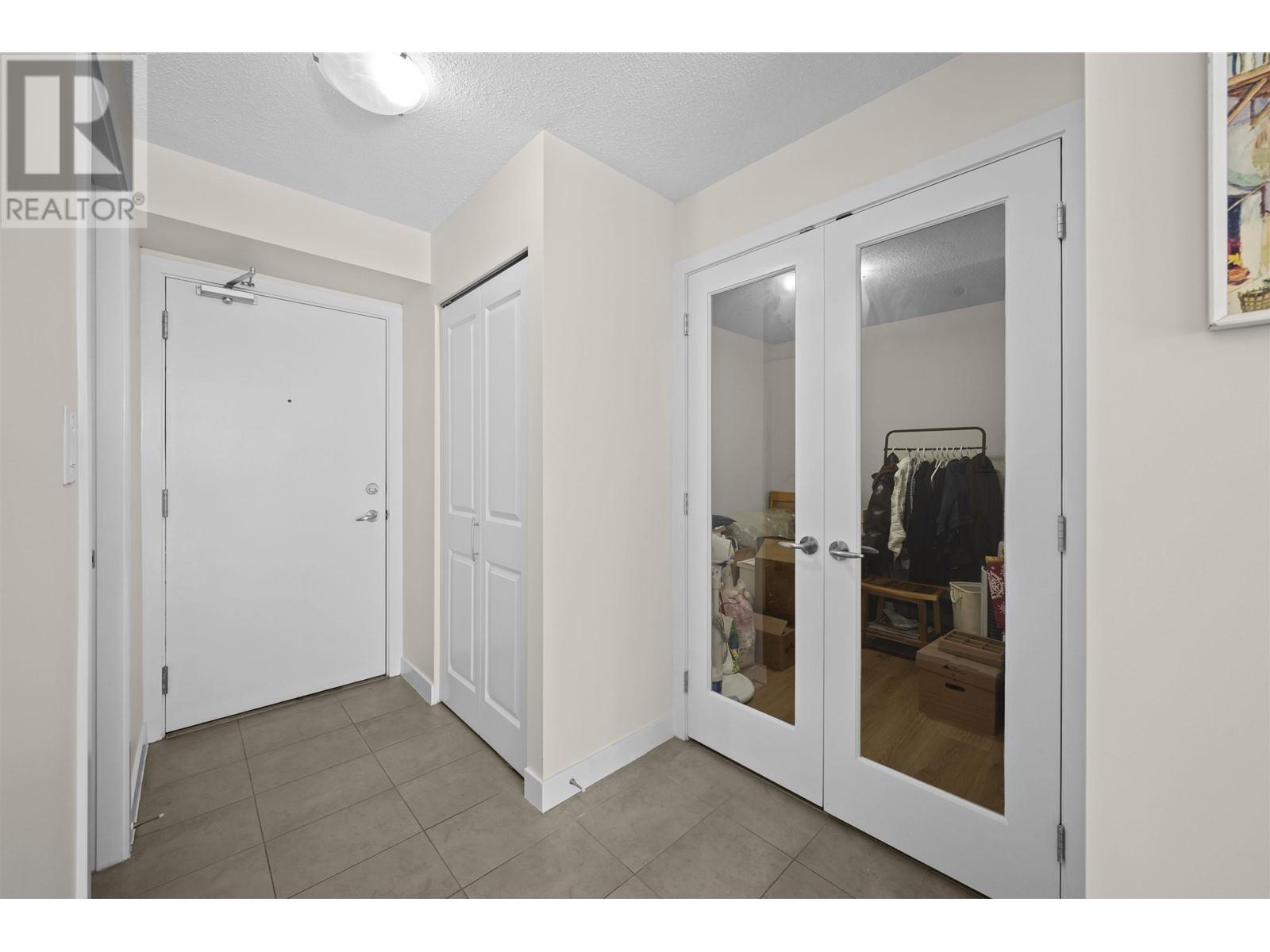 1205 6351 Buswell Street Property Photo 13
