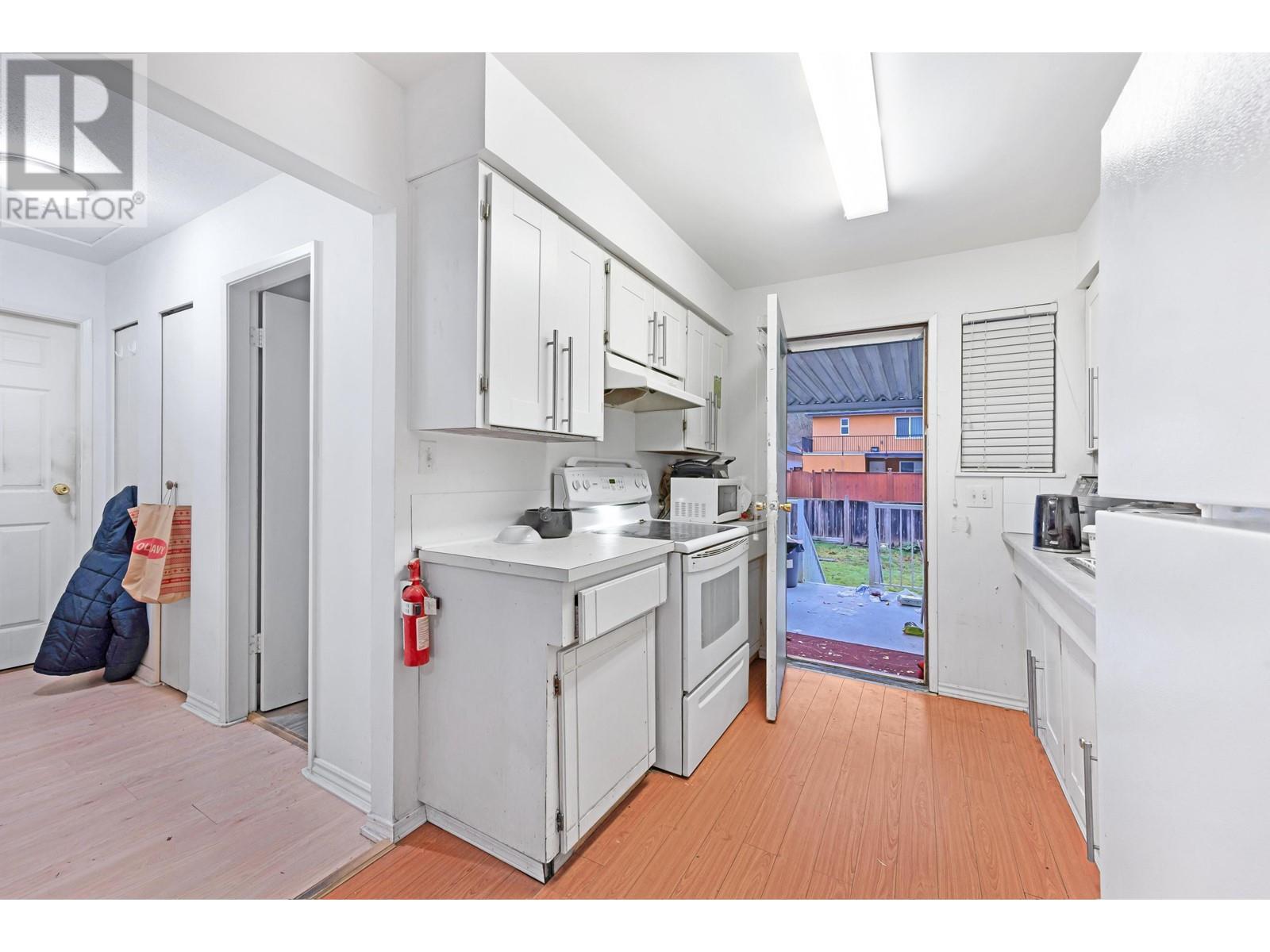 1733 Hie Avenue Property Photo 17