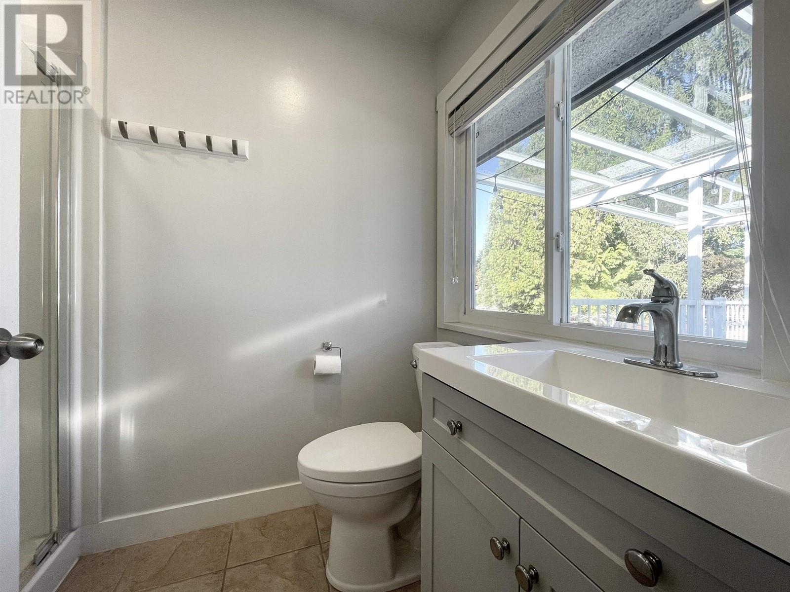1621 Como Lake Avenue Property Photo 11