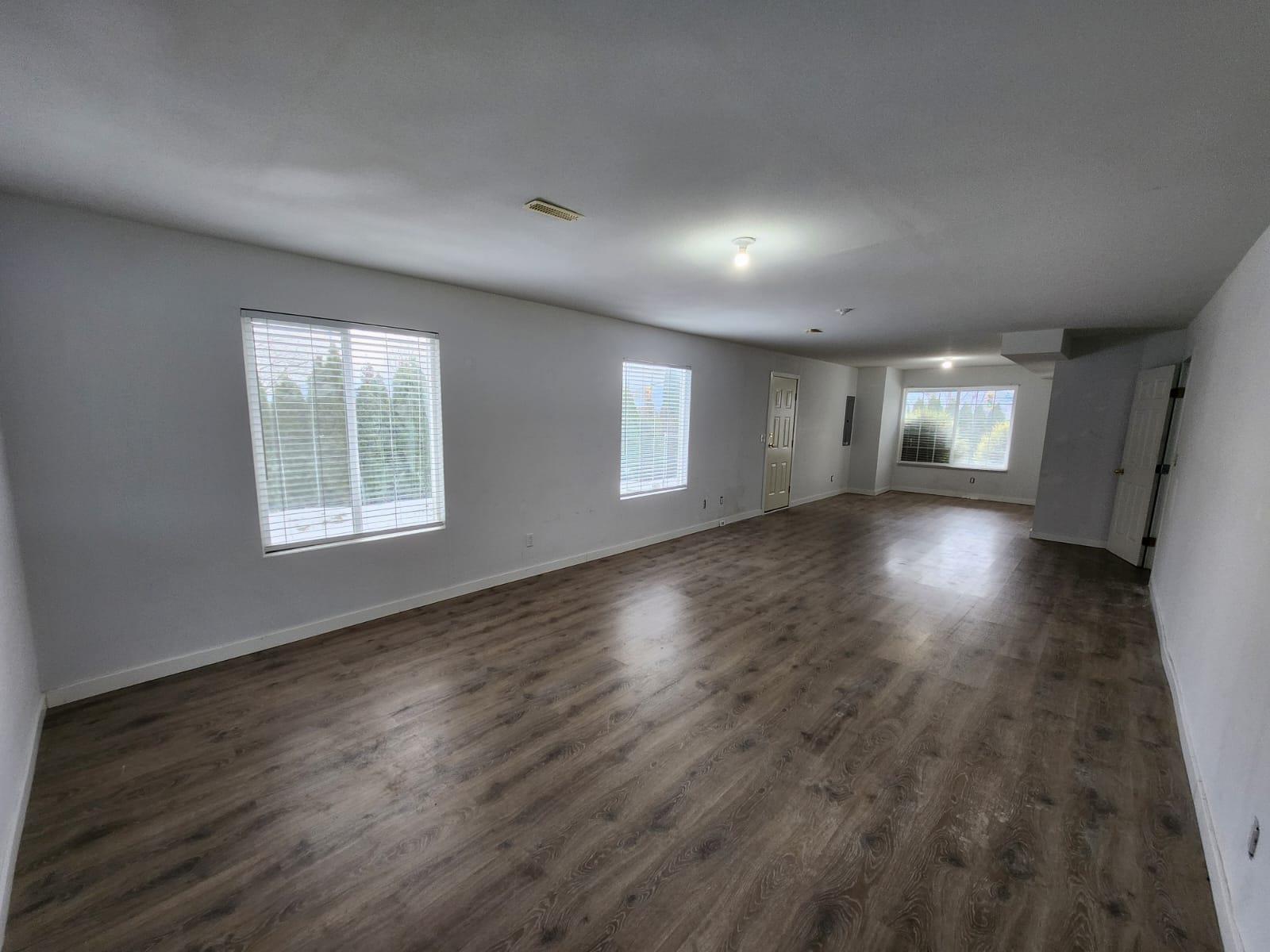 36101 Regal Parkway Property Photo 12
