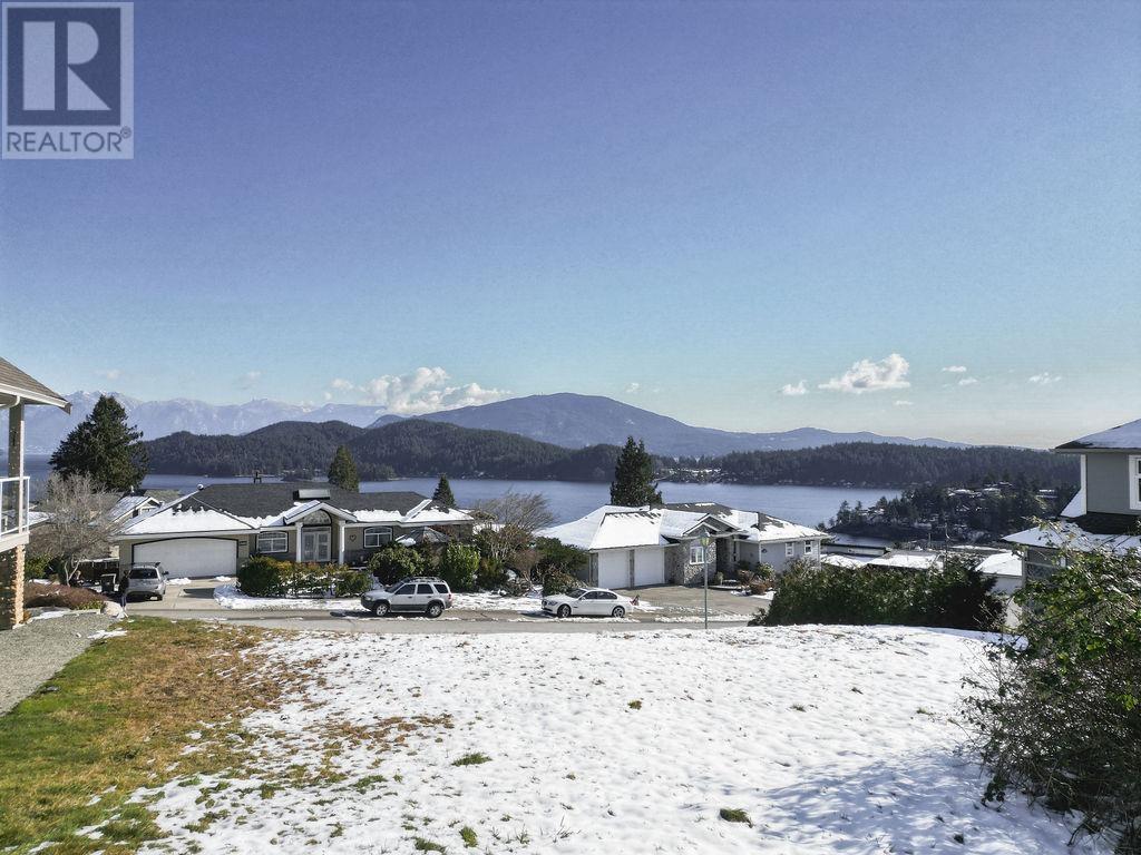 Lot 4 Spyglass Place Property Photo 5