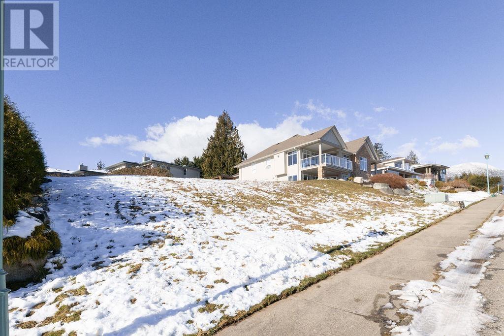 Lot 4 Spyglass Place Property Photo 10