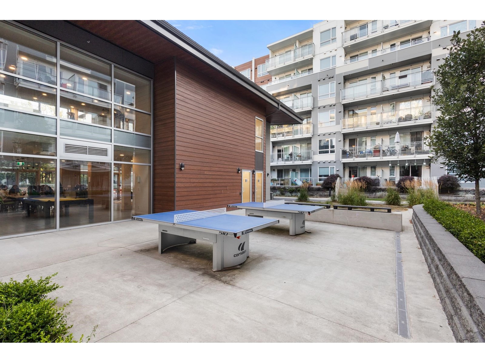 606 10581 140th Street Property Photo 34