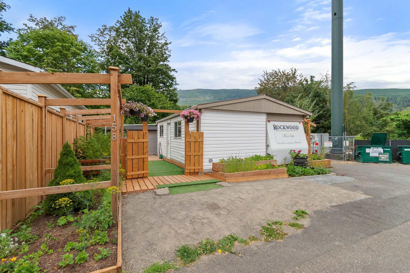 158 1436 Frost Road, Columbia Valley Property Photo 1