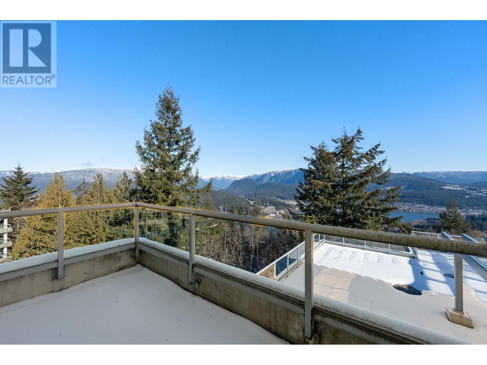 903 9262 University Crescent Property Photo 10