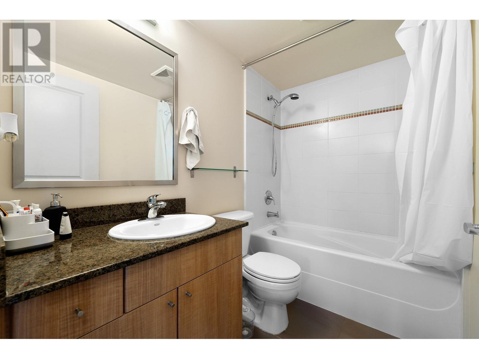 903 9262 University Crescent Property Photo 24