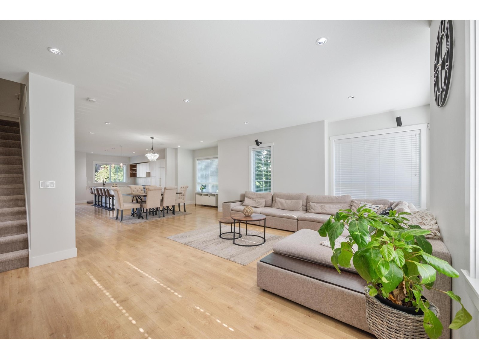 8 2828 156 Street Property Photo 10