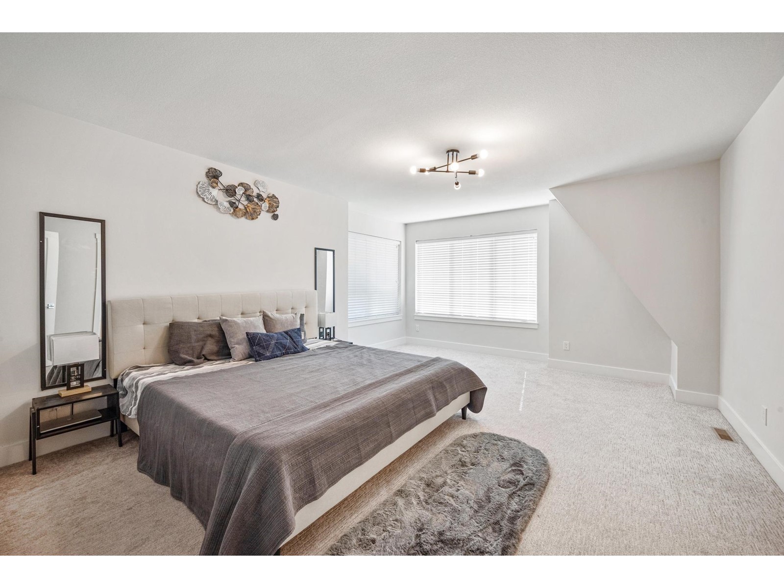 8 2828 156 Street Property Photo 14