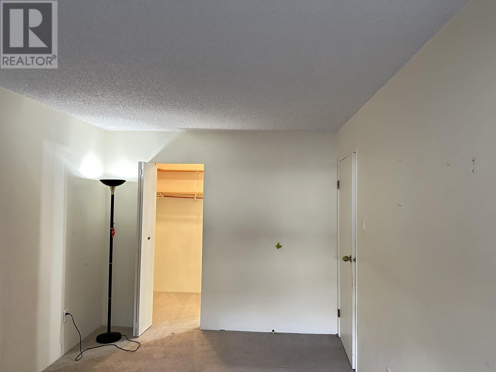 216 8460 Ackroyd Road Property Photo 17