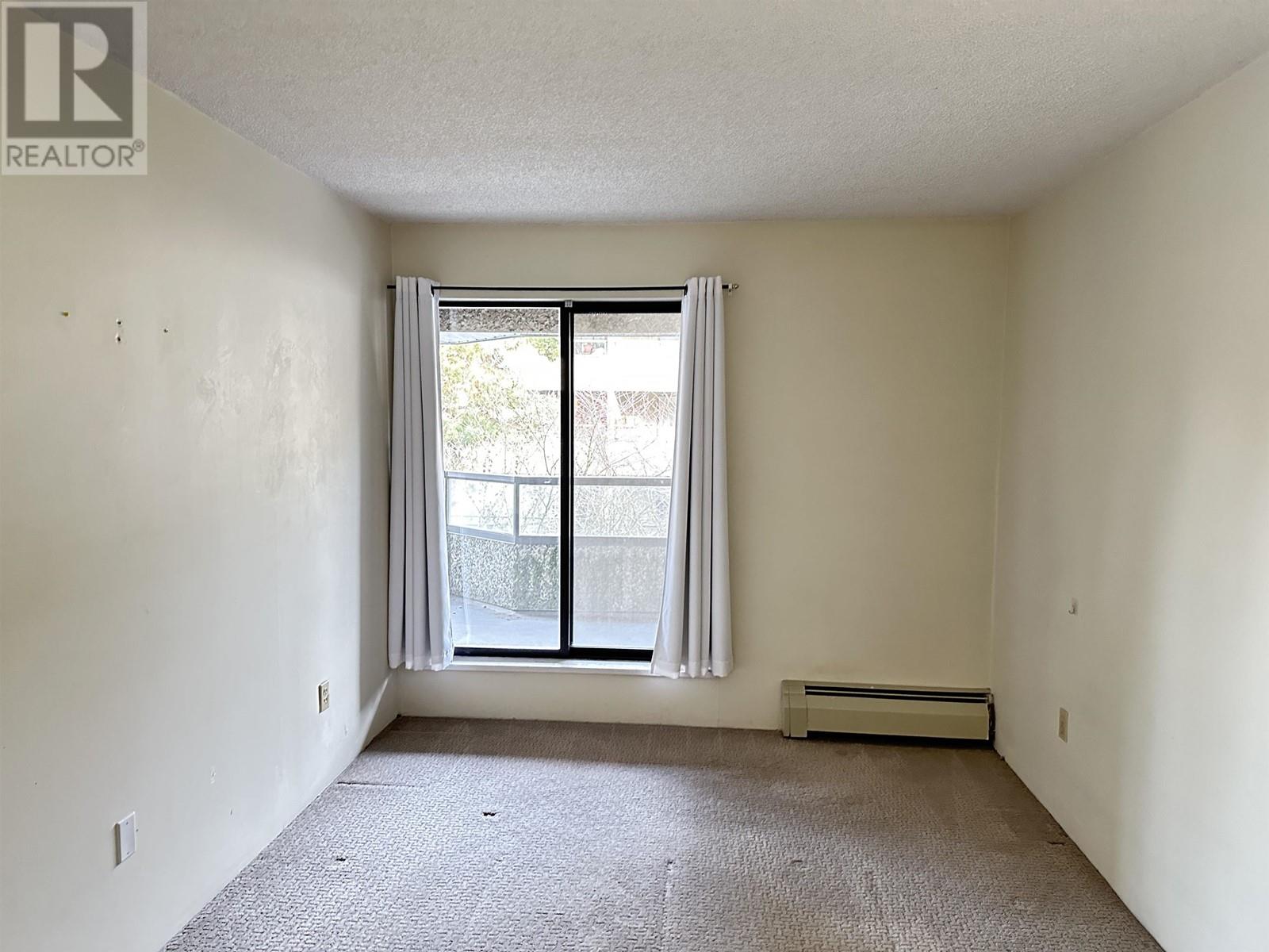 216 8460 Ackroyd Road Property Photo 18