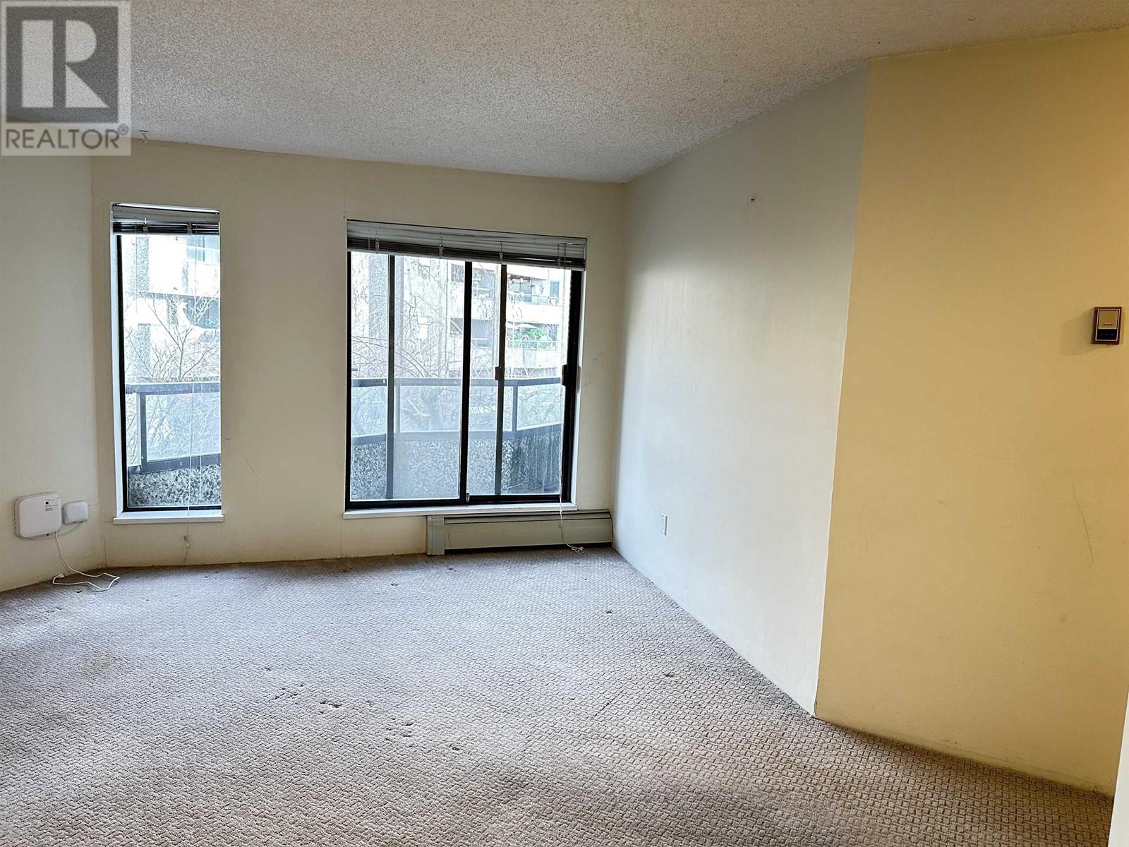 216 8460 Ackroyd Road Property Photo 22