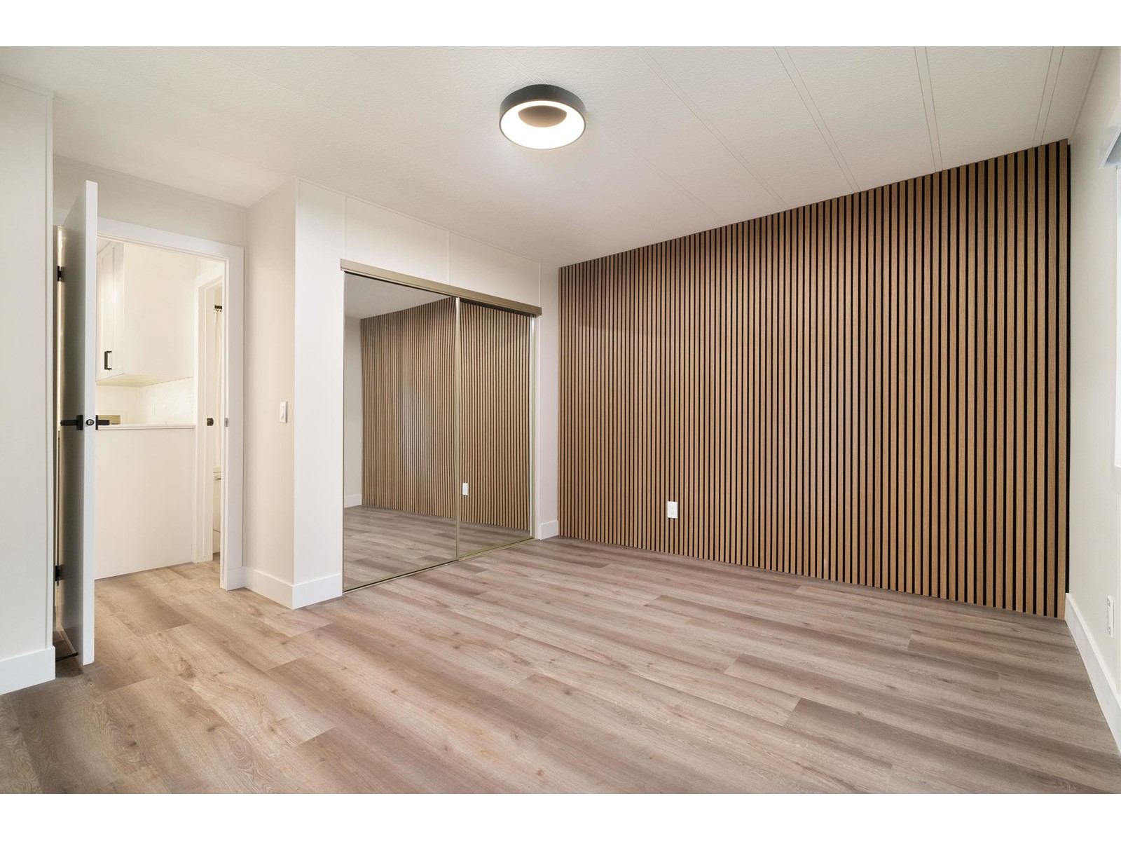294 1840 160th Street Property Photo 21