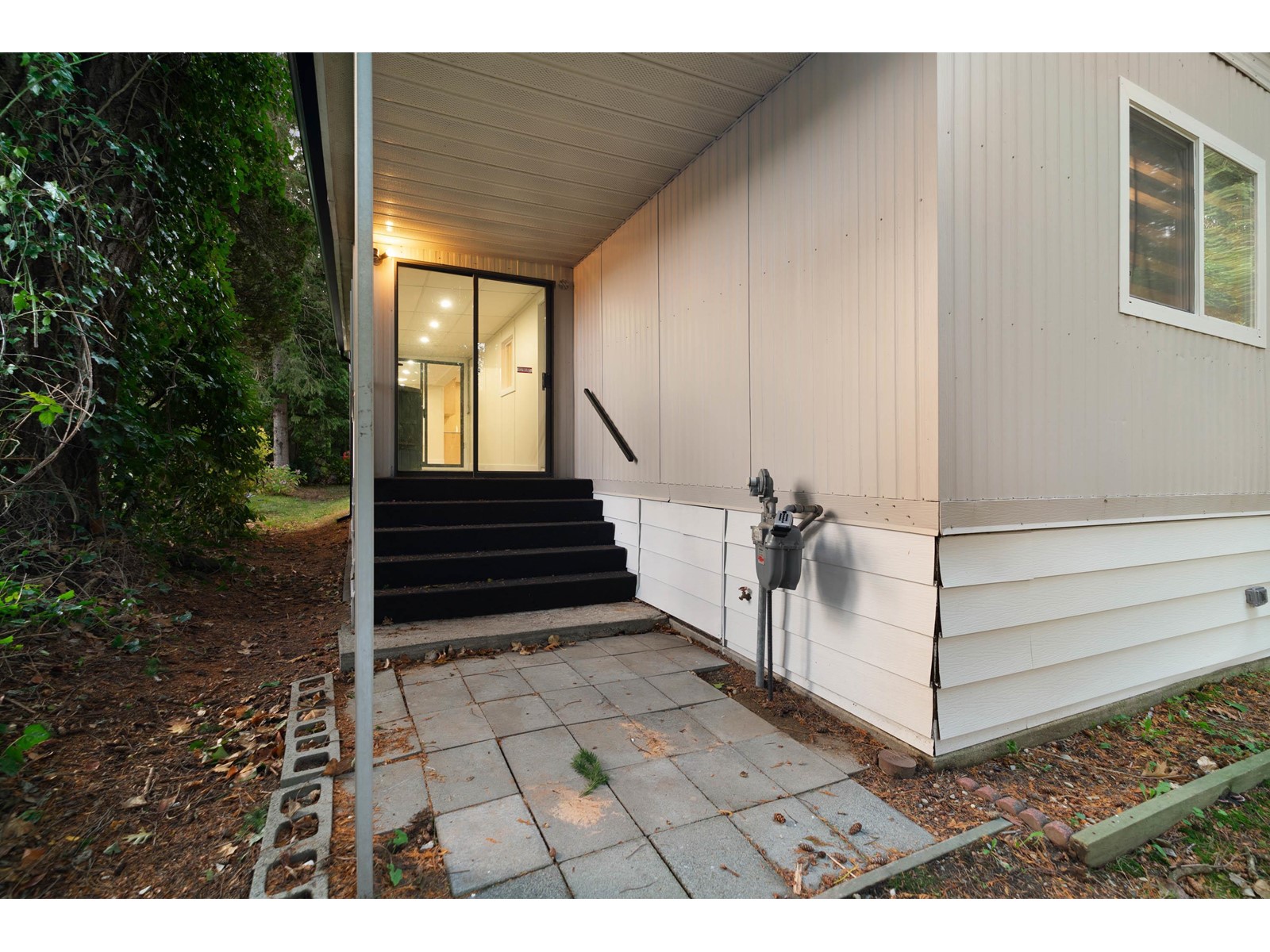294 1840 160th Street Property Photo 35