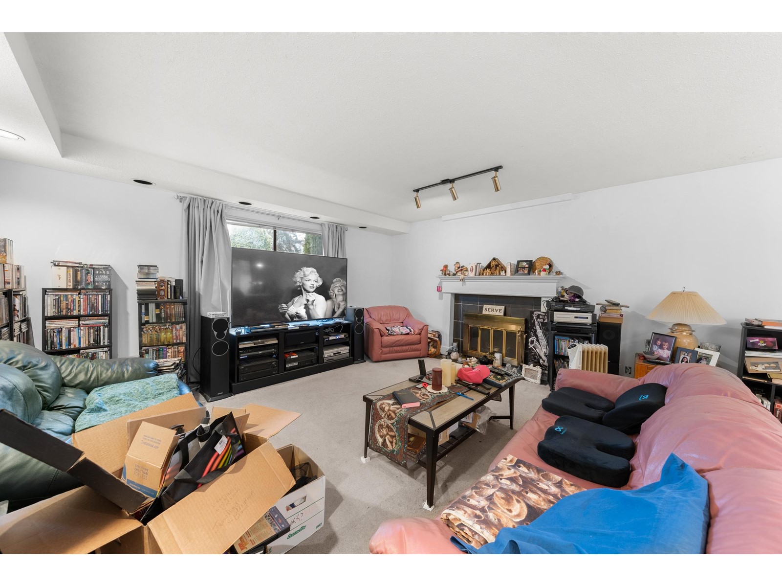 9762 149 Street Property Photo 3