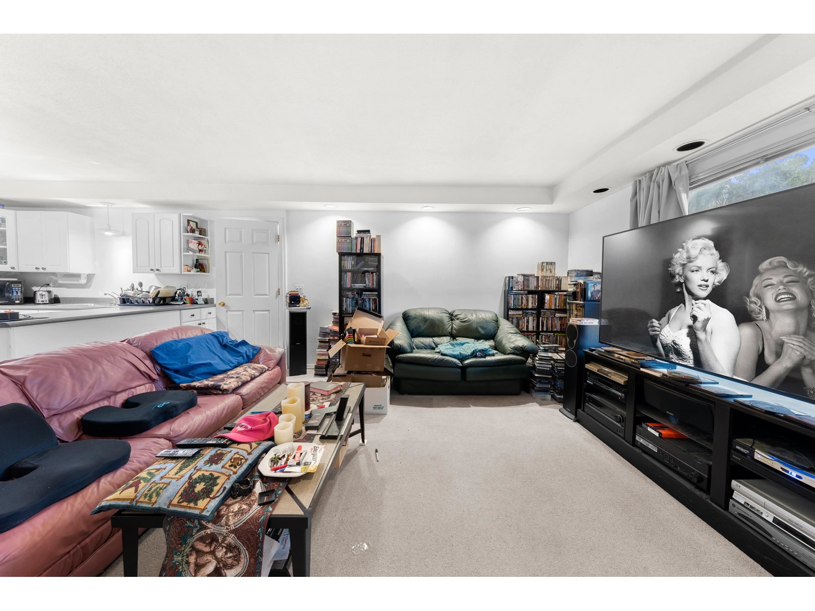 9762 149 Street Property Photo 5