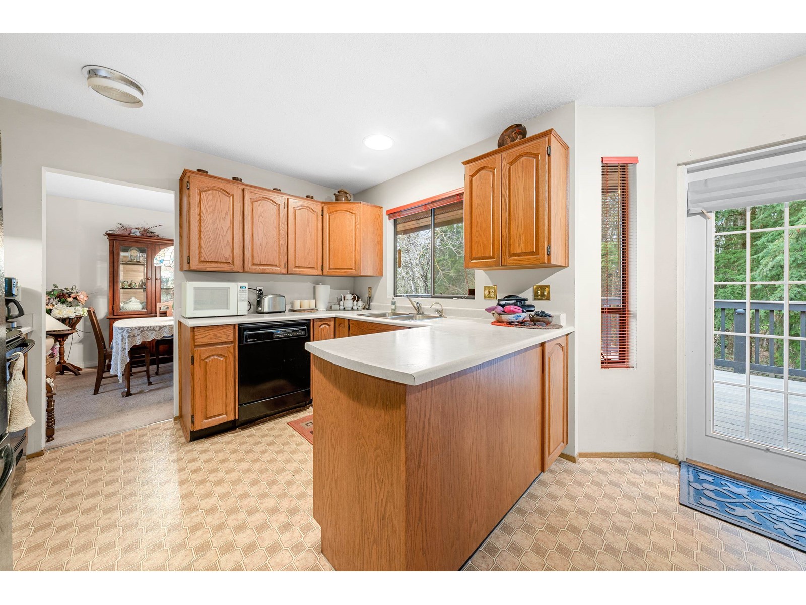 9762 149 Street Property Photo 11
