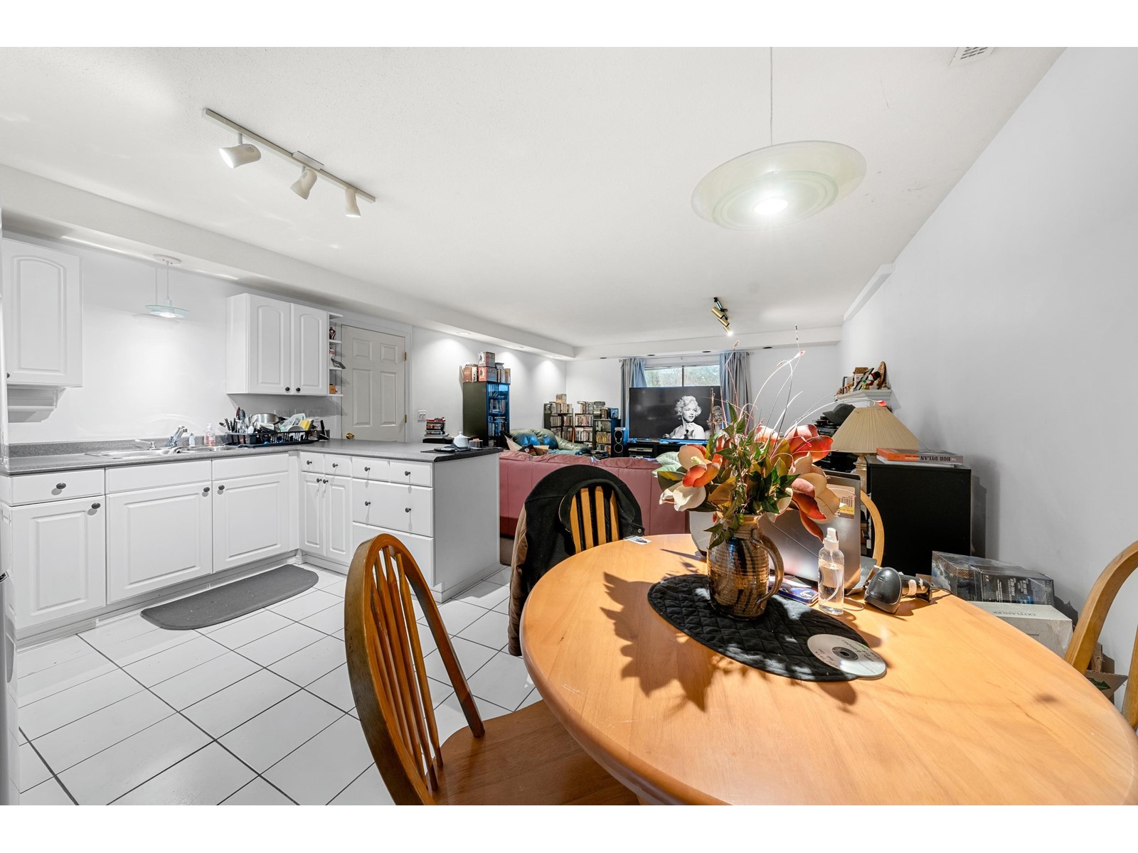 9762 149 Street Property Photo 14