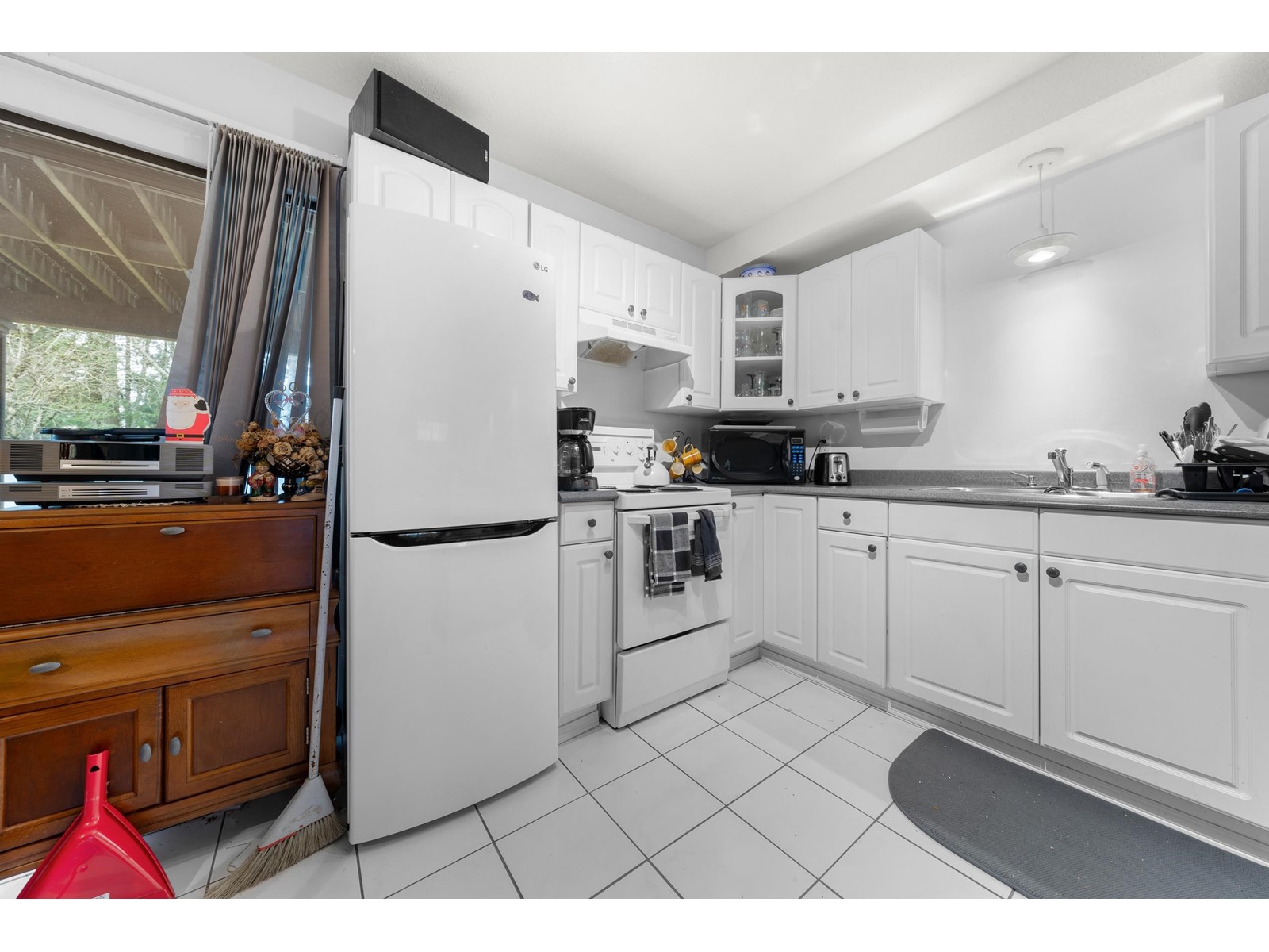 9762 149 Street Property Photo 27