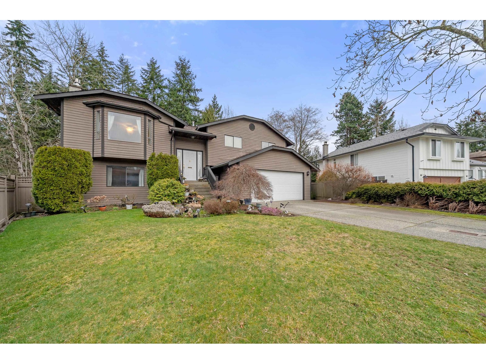 9762 149 Street Property Photo 40
