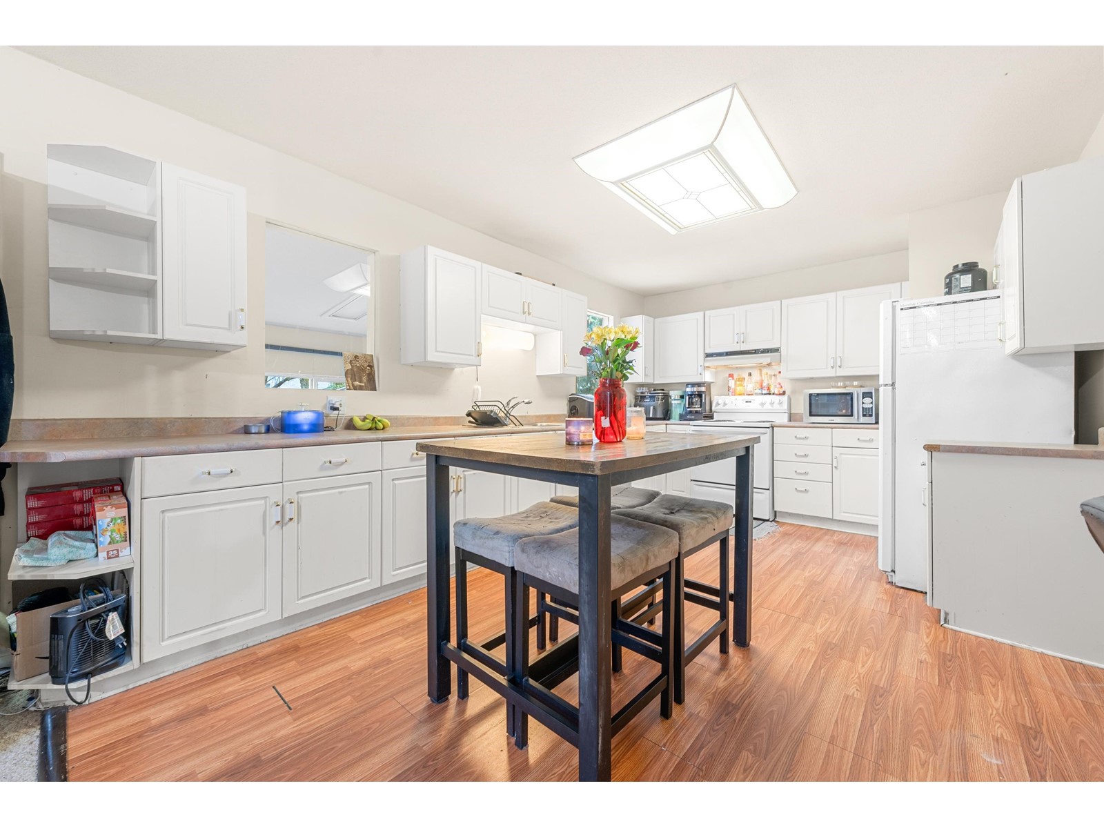 8982 148 Street Property Photo 10