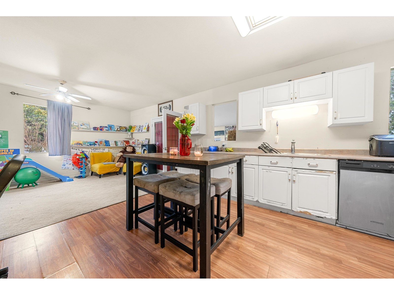 8982 148 Street Property Photo 13