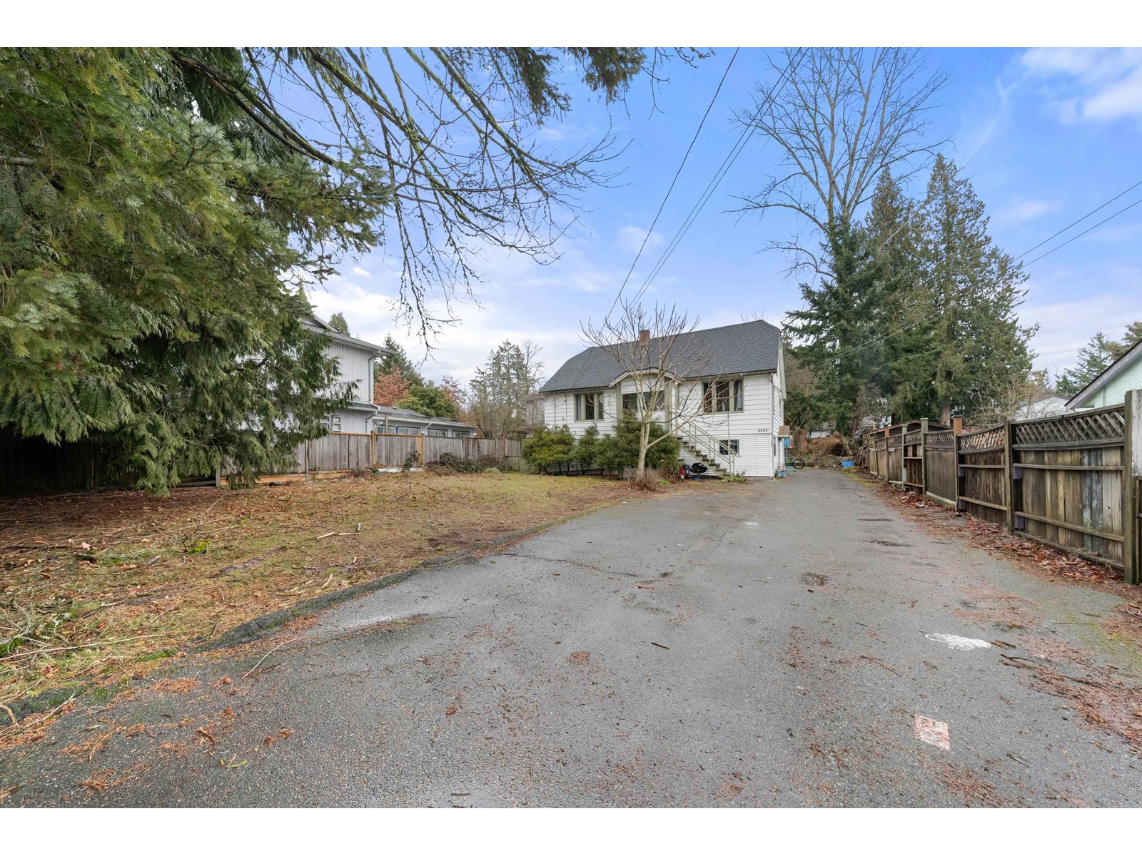 8982 148 Street Property Photo 20